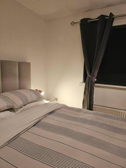 קירקאלדי The Park View, 2 Bedroom House מראה חיצוני תמונה