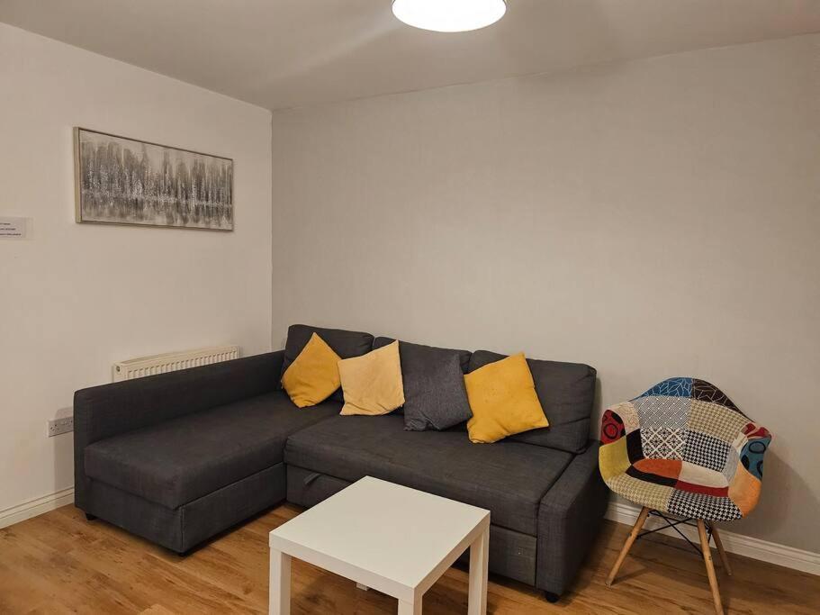 קירקאלדי The Park View, 2 Bedroom House מראה חיצוני תמונה