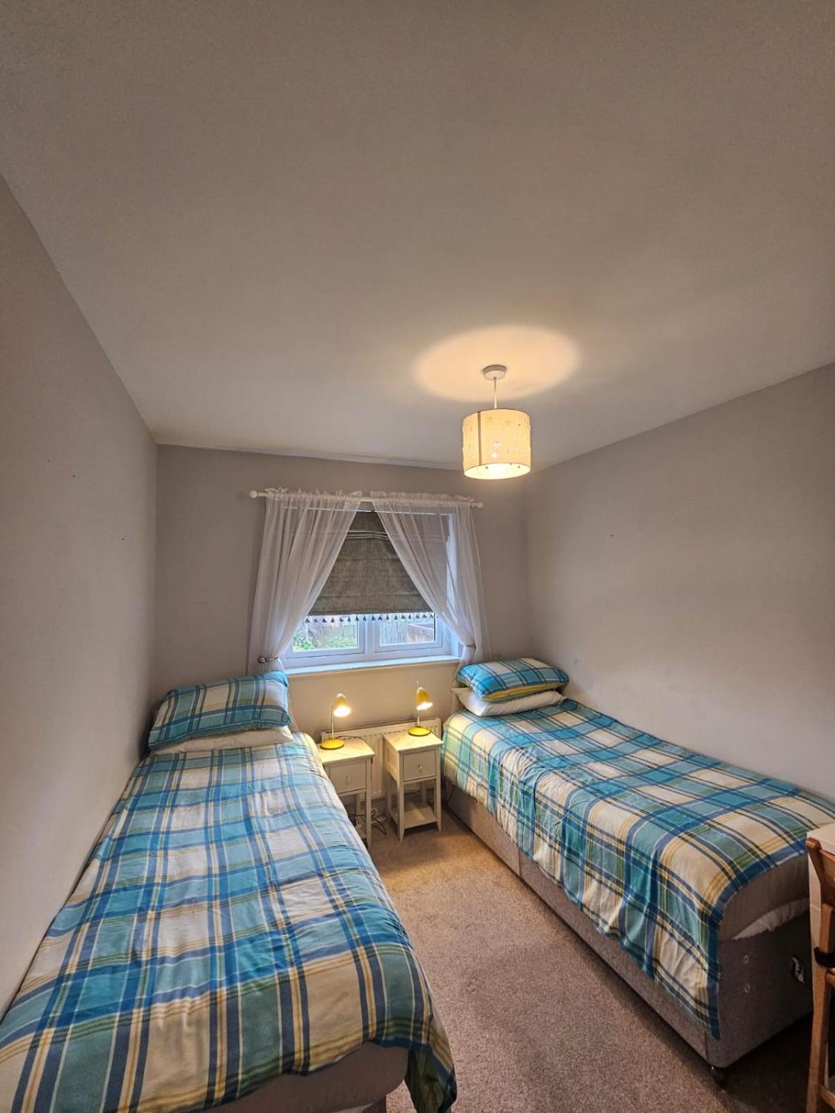 קירקאלדי The Park View, 2 Bedroom House מראה חיצוני תמונה