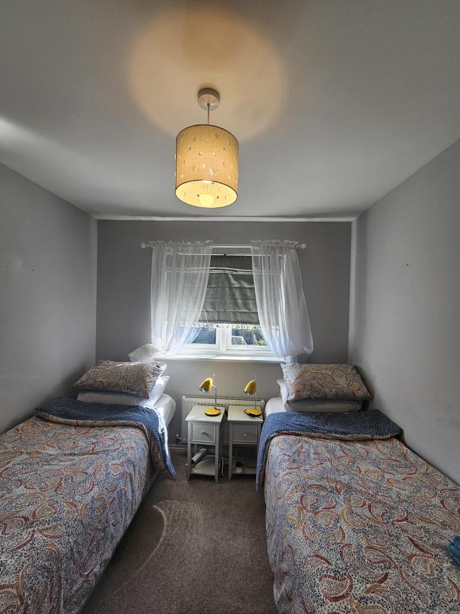קירקאלדי The Park View, 2 Bedroom House מראה חיצוני תמונה